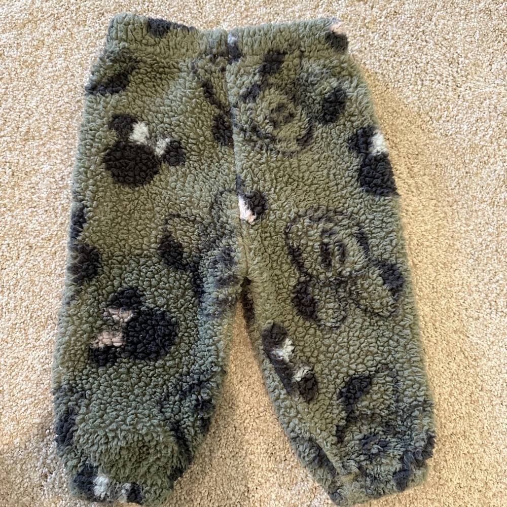 Disney Baby Green and Black Fleece Outfit - Picture 14 of 16